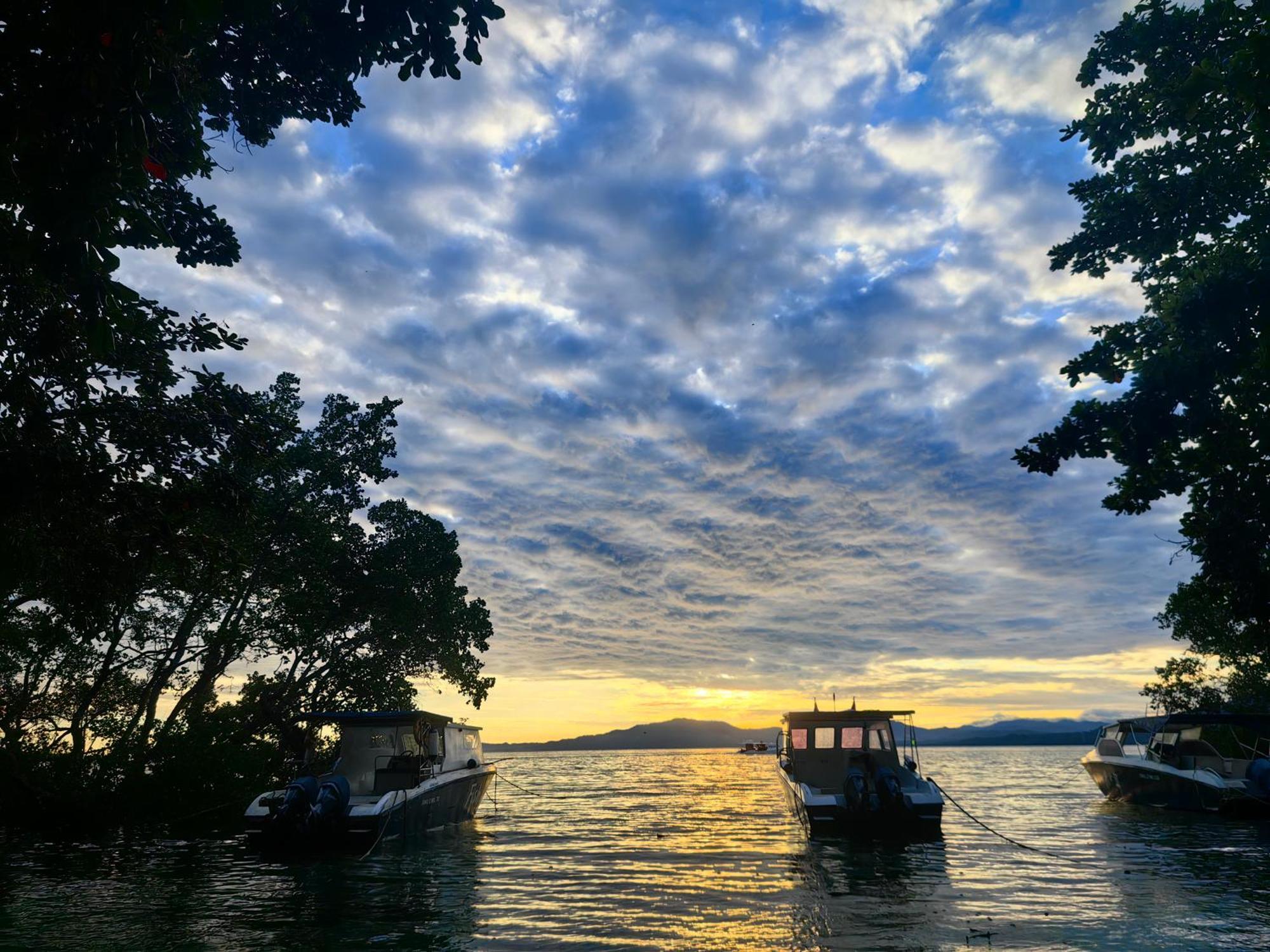The Village Bunaken Esterno foto